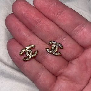 BEAUTIFUL Chanel Fashion earrings
